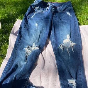 Ripped Skinny Jeans Cropped